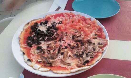 Resturante Pizzería La Monella