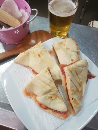 Bar Restaurante en Huelva Los Maestres