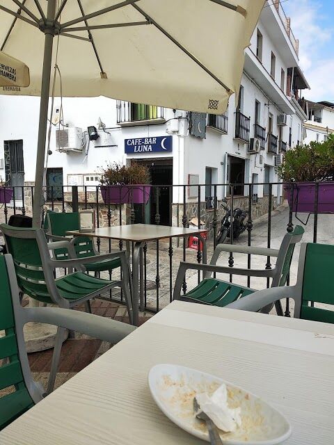 Cafe Bar Luna