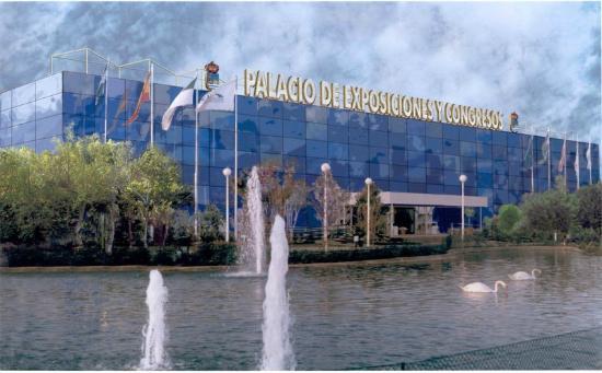 el Palacio de Exposiciones y Congresos
