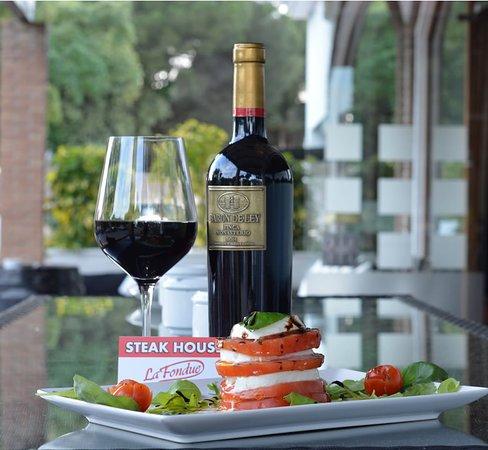 La Fondue Steak House