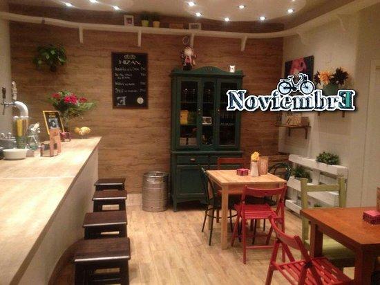 Noviembre Tapas y Vinos