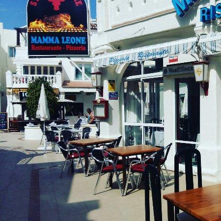 Mamma Leone Restaurant