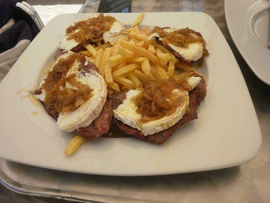 Casa De Los Monteros