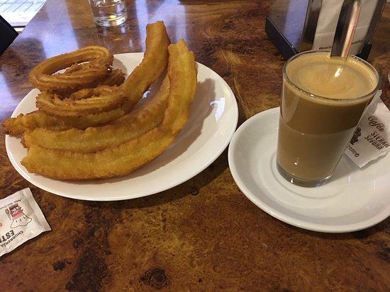 Churrería Estrella Cafetería