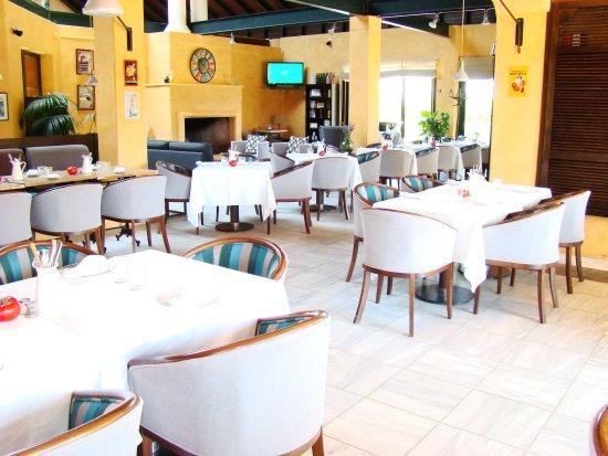 Italian Lounge -food & drink-