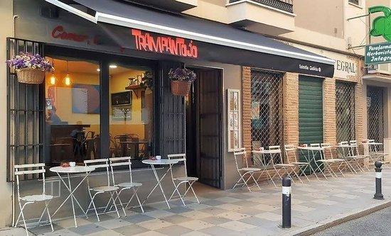 Trampantojo Bar