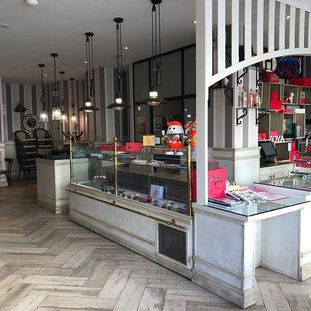 Cafeteria pasteleria Zoya