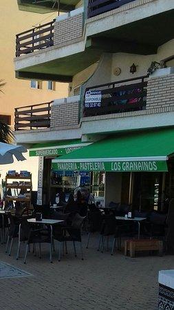 Panaderia-Pasteleria Los Granainos