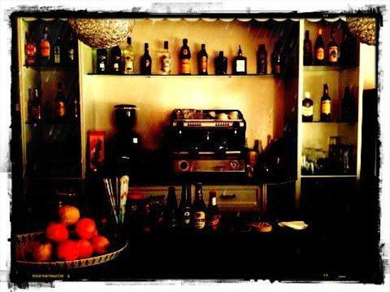 KUKUI Koktails & Koffee