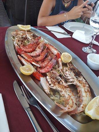 Restaurante H.nos Moreno