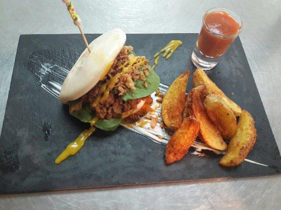 Taberna & Abaceria Bistro