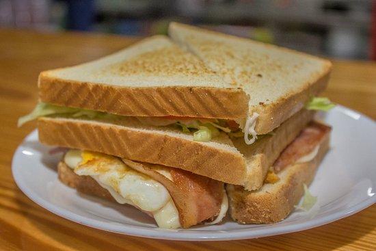 Carmelo's Burguer Pizza