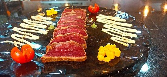 Cafe Bistro El Nuevo Faro