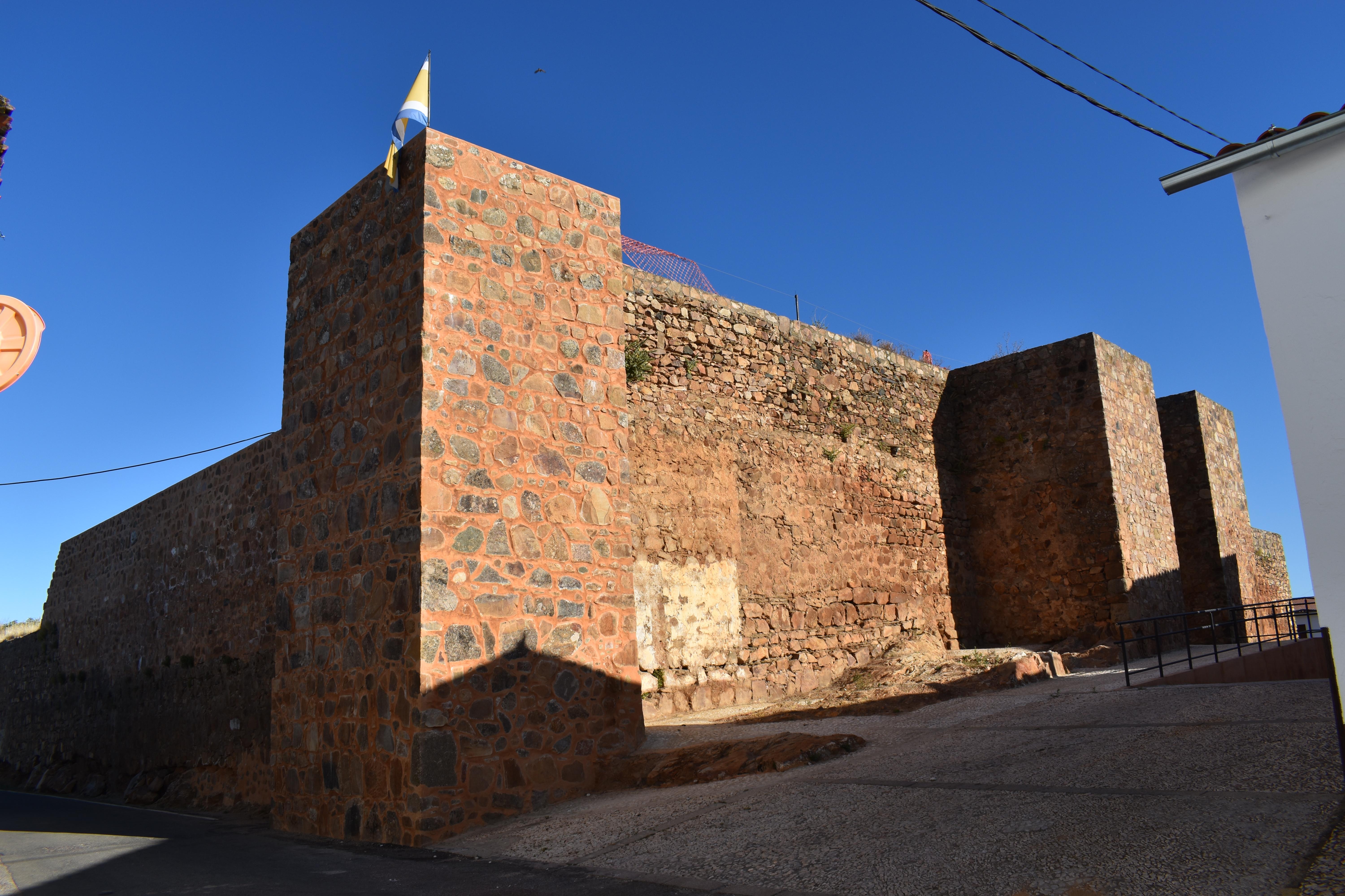 Castillo de Cumbres de San Bartolomé
