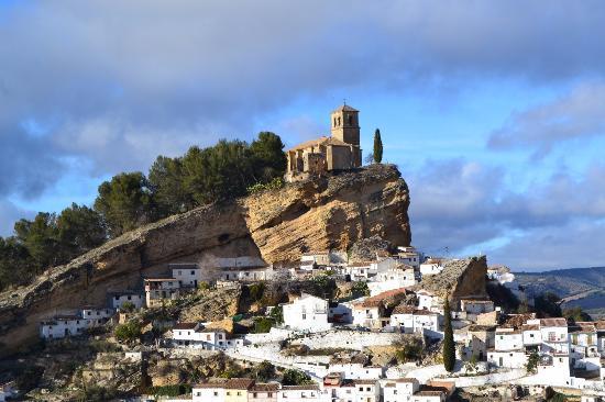 Castillo de Montefrío