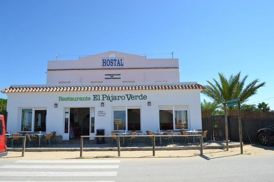 Hostal Restaurante El Pajaro Verde