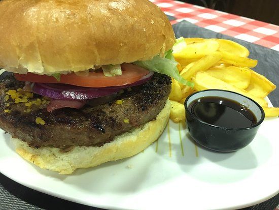 Weekend's Fast Food & Bar